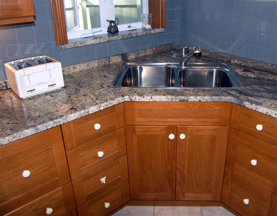 kitchen cabinet set with sink